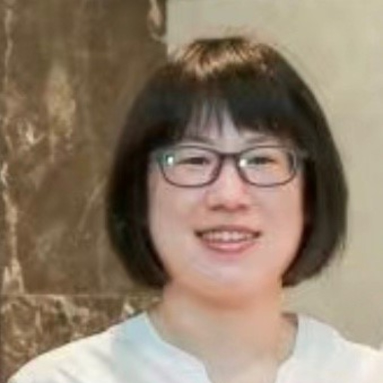 Portrait of Bingfang Huang